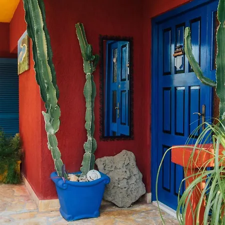 Villa Tropica, Total Privacy, Tropical Garden And Private Pool *