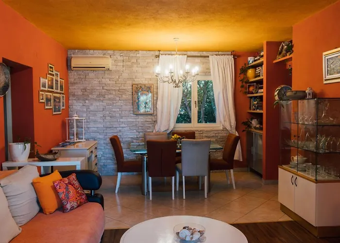 Tropica, Total Privacy, Tropical Garden And Private Pool Villa *