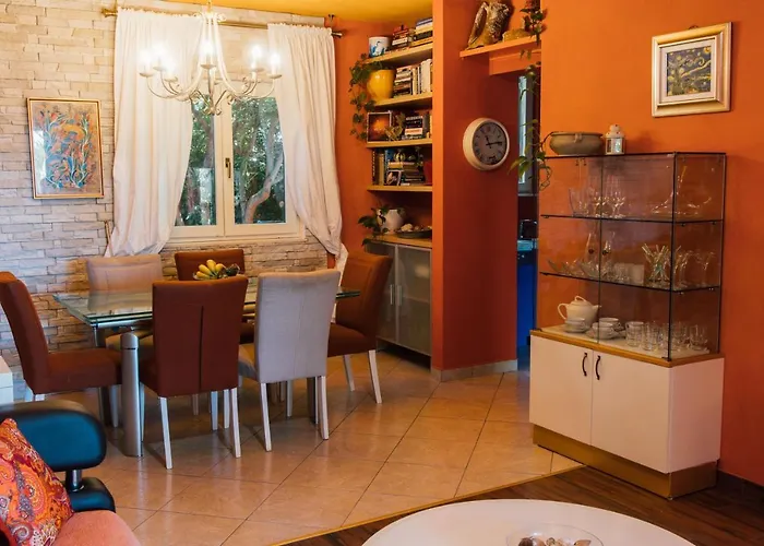 Villa Tropica, Total Privacy, Tropical Garden And Private Pool Kaštela