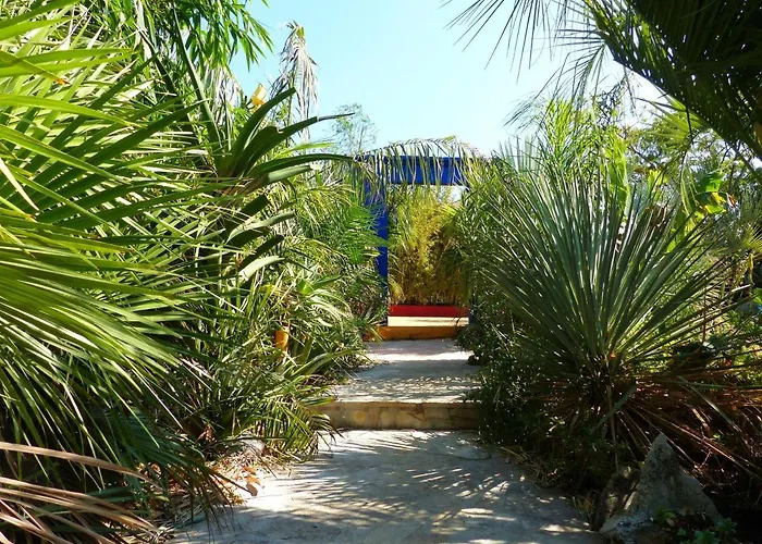 Villa Tropica, Total Privacy, Tropical Garden And Private Pool