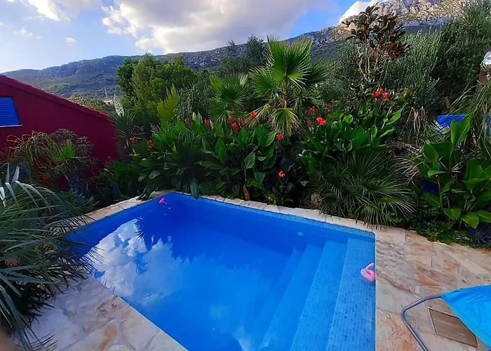 Tropica, Total Privacy, Tropical Garden And Private Pool Villa Kaštela